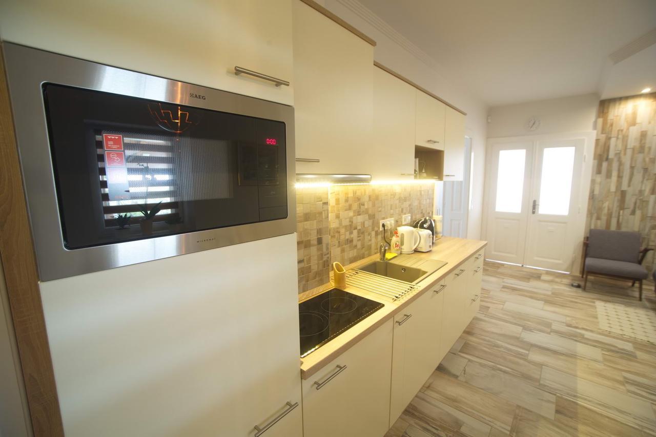 Holiday Home Podium Eger Exteriör bild